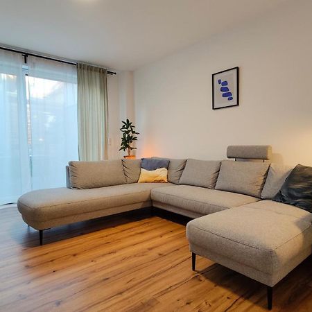Hygge Home - Mit Garten Und Stellplatz Fuer Feriengaeste-, Monteure / Netflix / 10 Min. Zur Sinsheim Therme Und Zur Autobahn Luaran gambar