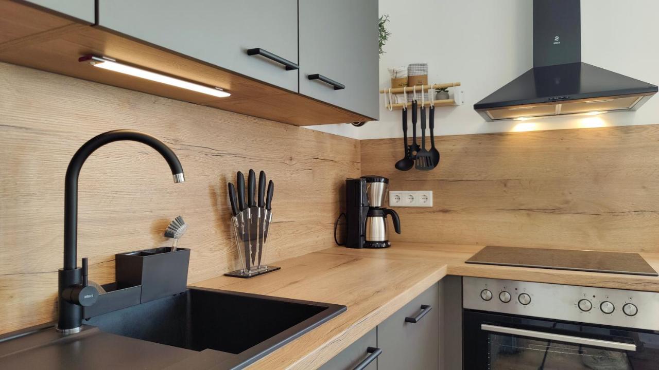 Hygge Home - Mit Garten Und Stellplatz Fuer Feriengaeste-, Monteure / Netflix / 10 Min. Zur Sinsheim Therme Und Zur Autobahn Luaran gambar
