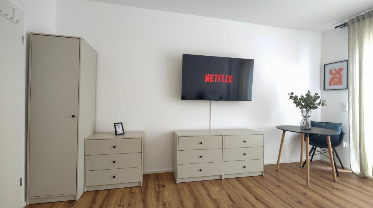 Hygge Home - Mit Garten Und Stellplatz Fuer Feriengaeste-, Monteure / Netflix / 10 Min. Zur Sinsheim Therme Und Zur Autobahn Luaran gambar