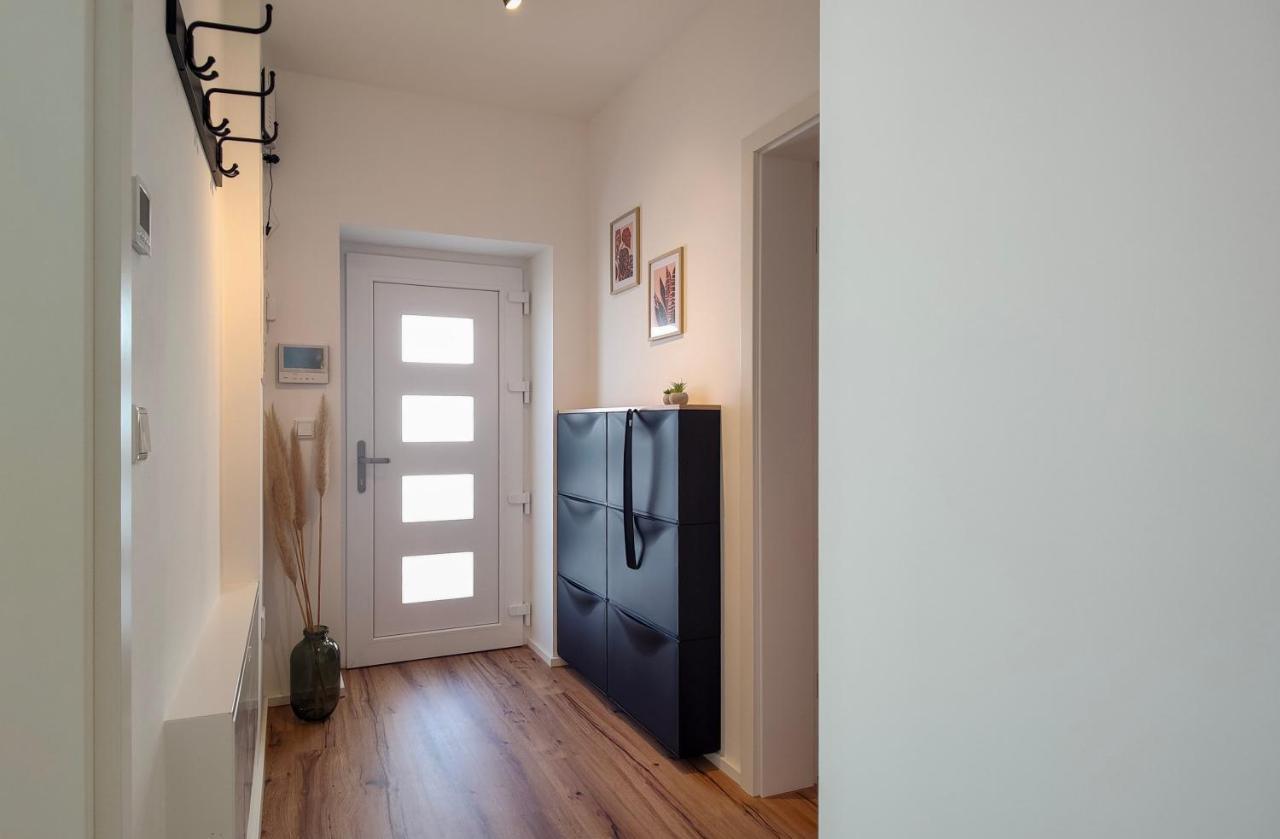 Hygge Home - Mit Garten Und Stellplatz Fuer Feriengaeste-, Monteure / Netflix / 10 Min. Zur Sinsheim Therme Und Zur Autobahn Luaran gambar